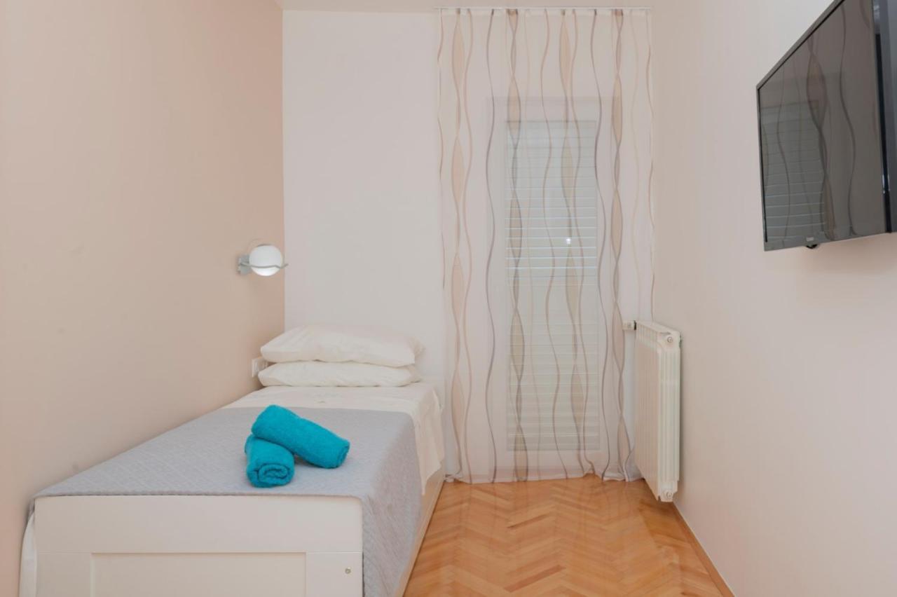 Apartments Radeljic بودْسْتغانا المظهر الخارجي الصورة