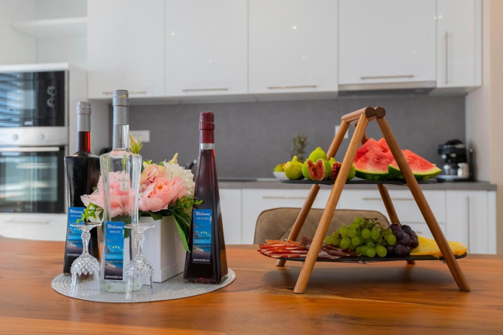 Apartments Radeljic بودْسْتغانا الغرفة الصورة
